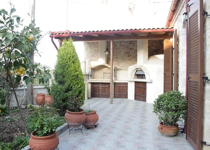 Artemisia Traditional Home